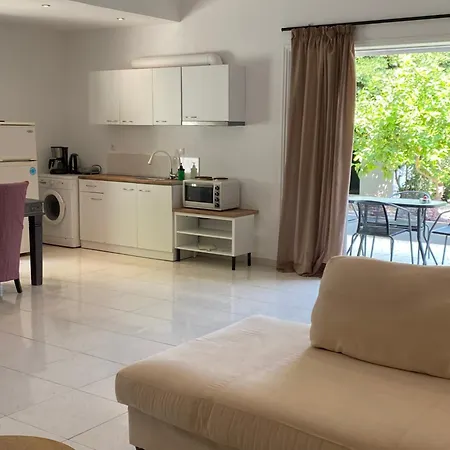 Sienna Family 2 Bedroom דירה יאליסוס
